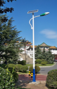 道路太陽能路燈:怎么選擇瓦數(shù)？