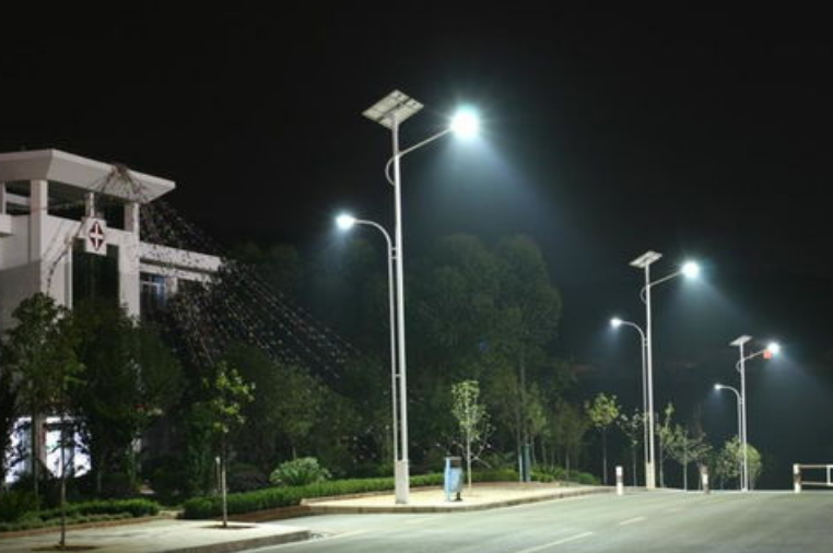  太陽能照明原理、組成及控制系統(tǒng)介紹.